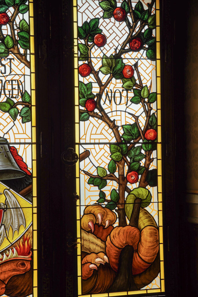 Bootsfahrt und Besuch des Drachenfelsens