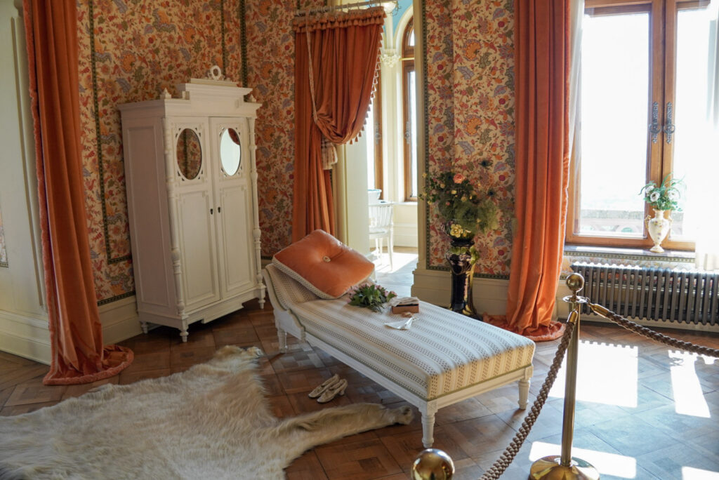 Bootsfahrt und Besuch des Drachenfelsens