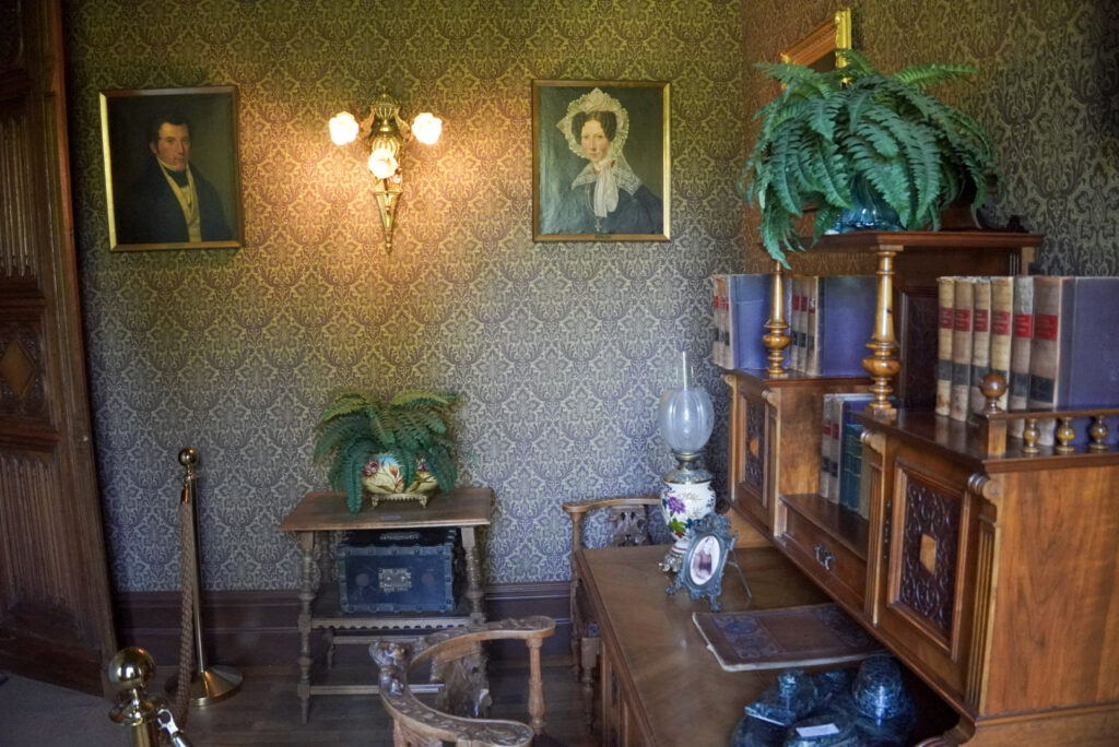 Bootsfahrt und Besuch des Drachenfelsens