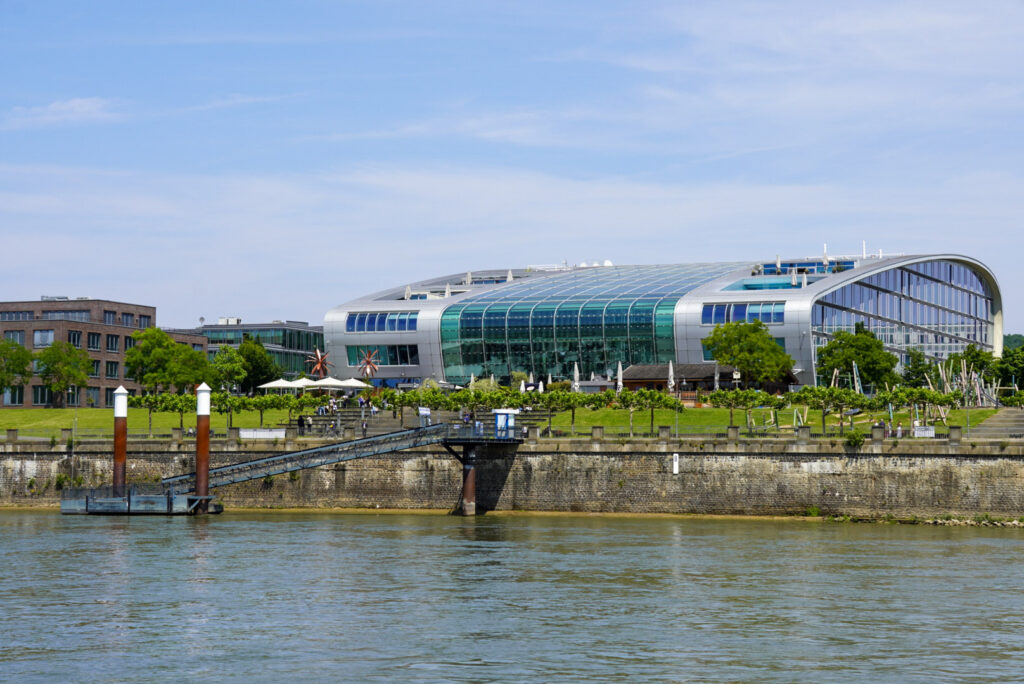 Bootsfahrt und Besuch des Drachenfelsens