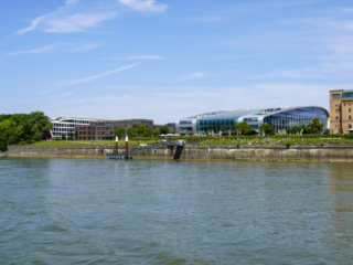 Bootsfahrt und Besuch des Drachenfelsens