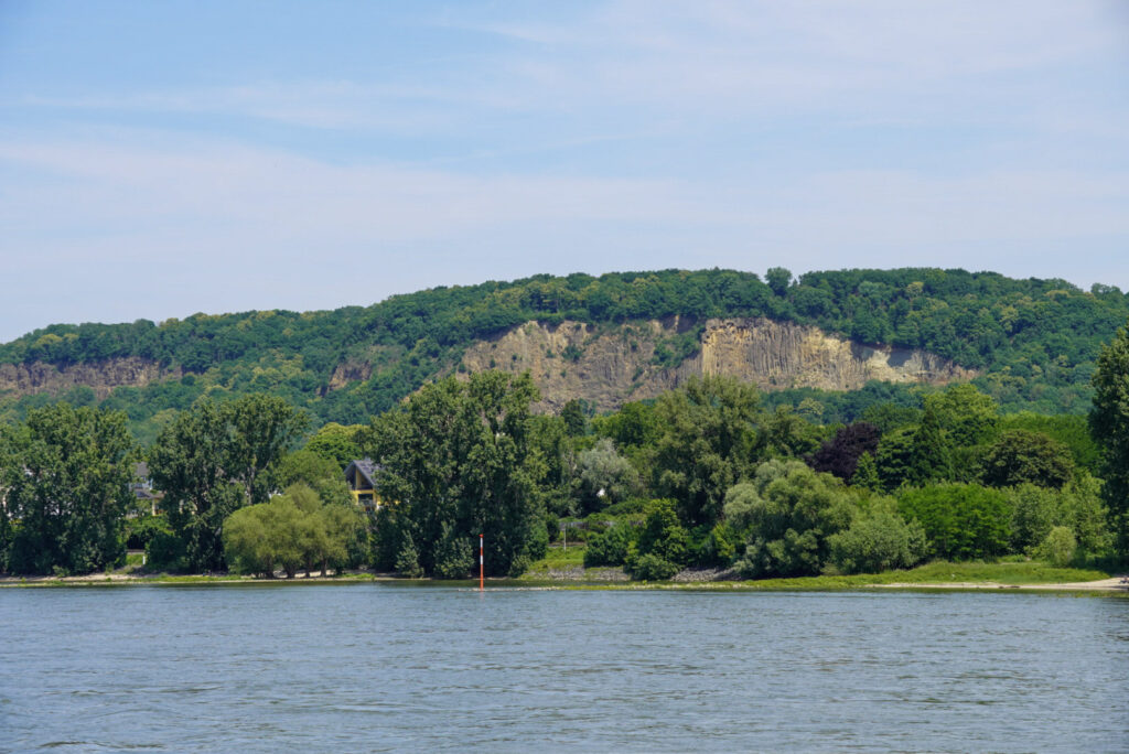 Bootsfahrt und Besuch des Drachenfelsens