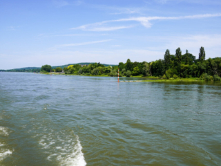Bootsfahrt und Besuch des Drachenfelsens