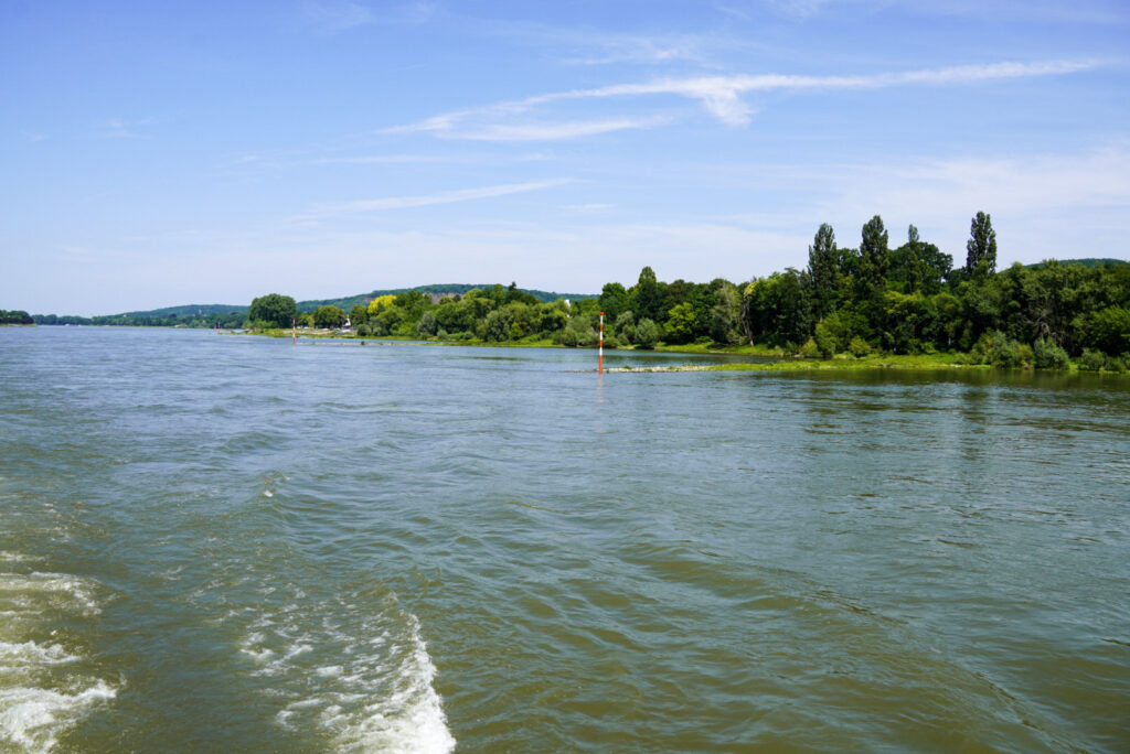 Bootsfahrt und Besuch des Drachenfelsens
