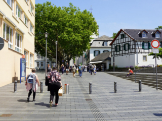 Bootsfahrt und Besuch des Drachenfelsens