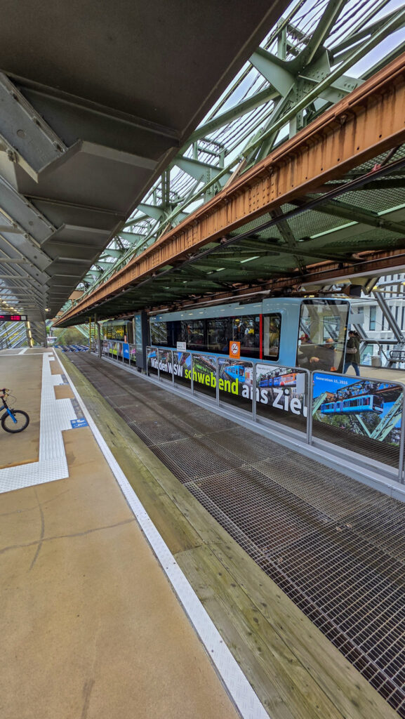 Bergische Museumsbahn, Schwebebahn und Maas-Wupper-Express