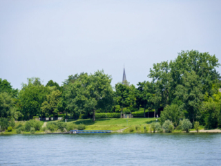 Bootsfahrt und Besuch des Drachenfelsens
