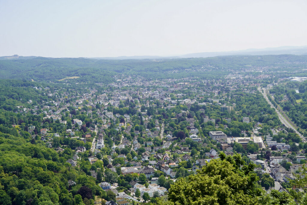 Bootsfahrt und Besuch des Drachenfelsens