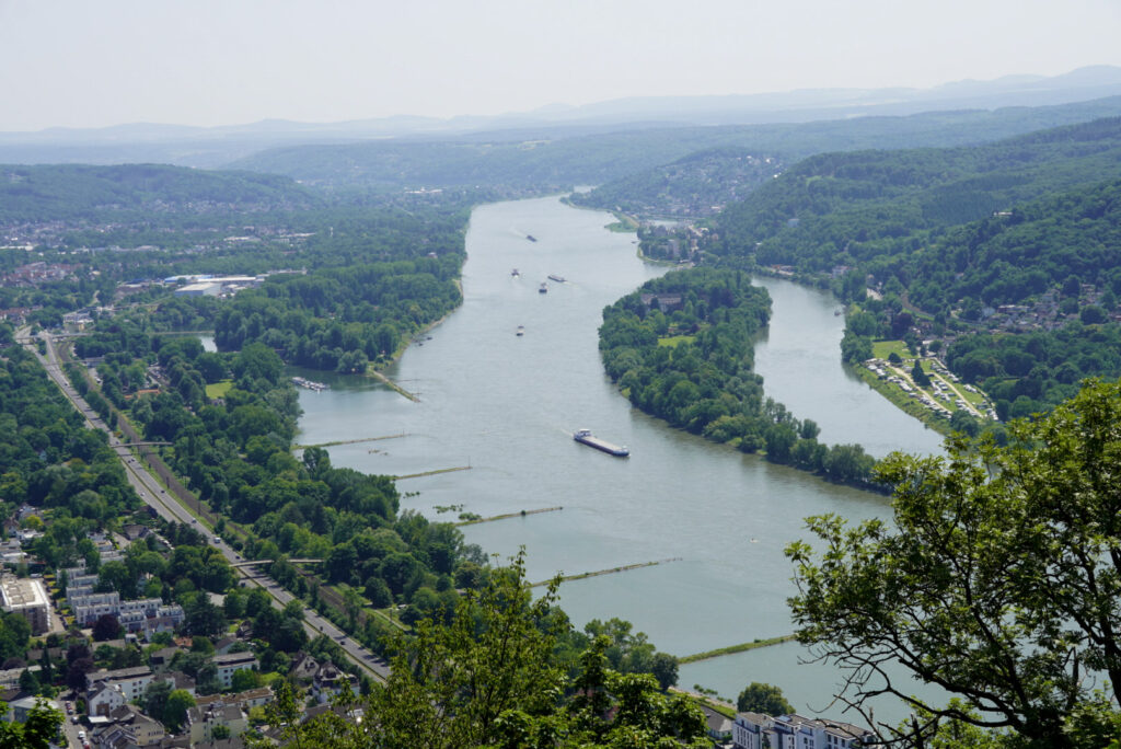 Bootsfahrt und Besuch des Drachenfelsens