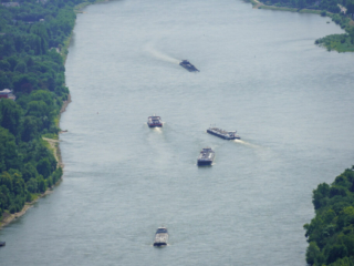 Bootsfahrt und Besuch des Drachenfelsens