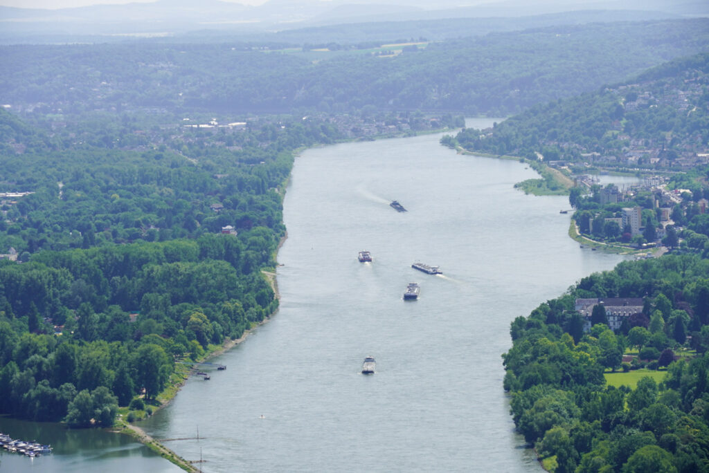Bootsfahrt und Besuch des Drachenfelsens