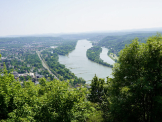 Bootsfahrt und Besuch des Drachenfelsens