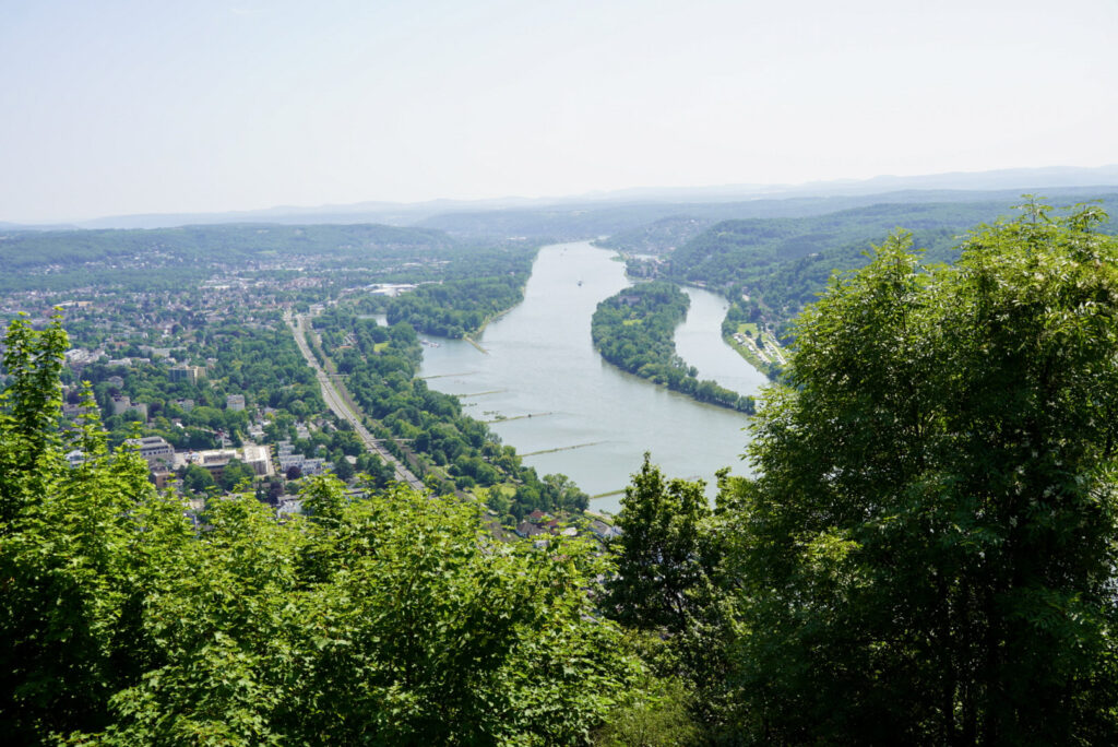Bootsfahrt und Besuch des Drachenfelsens