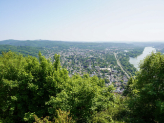 Bootsfahrt und Besuch des Drachenfelsens
