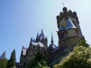 Bootsfahrt und Besuch des Drachenfelsens