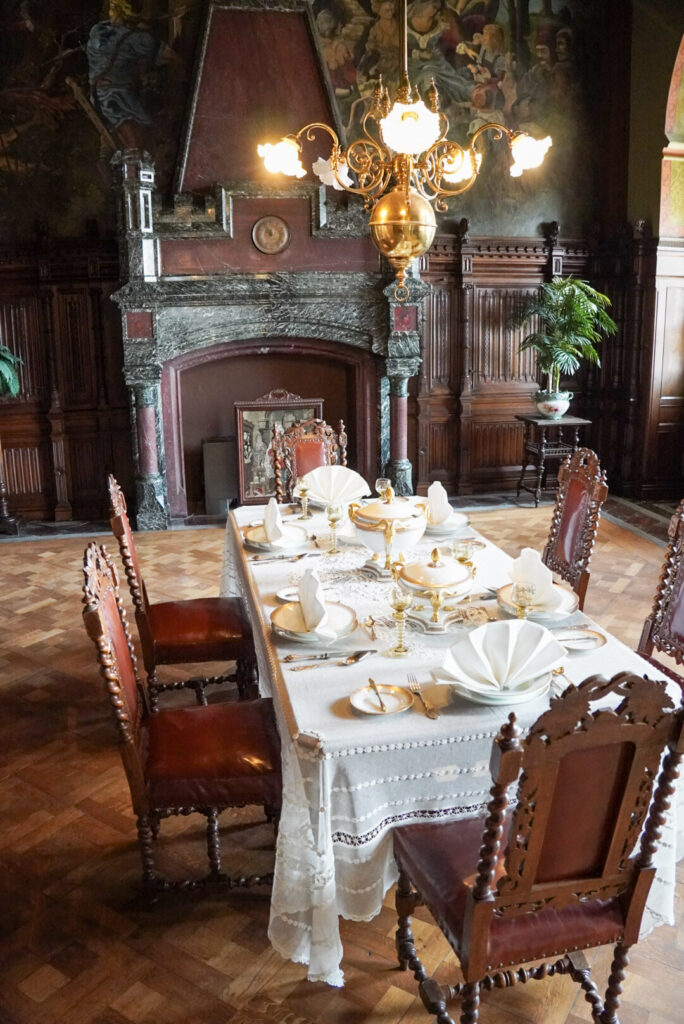 Bootsfahrt und Besuch des Drachenfelsens