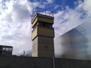 Gedenkstätte Berliner Mauer an der Bernauer Straße Gedenkstätte Berliner Mauer an der Bernauer Straße