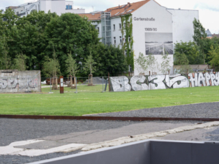 Gedenkstätte Berliner Mauer an der Bernauer Straße Gedenkstätte Berliner Mauer an der Bernauer Straße