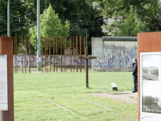 Gedenkstätte Berliner Mauer an der Bernauer Straße Gedenkstätte Berliner Mauer an der Bernauer Straße