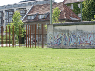 Gedenkstätte Berliner Mauer an der Bernauer Straße Gedenkstätte Berliner Mauer an der Bernauer Straße