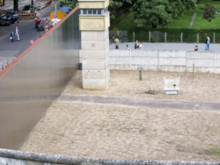 Gedenkstätte Berliner Mauer an der Bernauer Straße Gedenkstätte Berliner Mauer an der Bernauer Straße