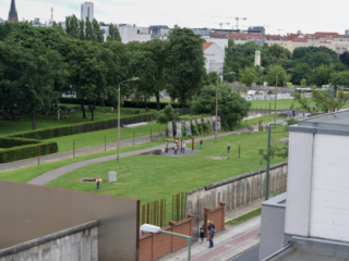 Gedenkstätte Berliner Mauer an der Bernauer Straße Gedenkstätte Berliner Mauer an der Bernauer Straße