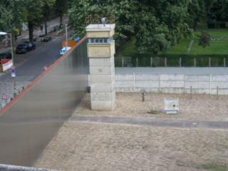 Gedenkstätte Berliner Mauer an der Bernauer Straße Gedenkstätte Berliner Mauer an der Bernauer Straße