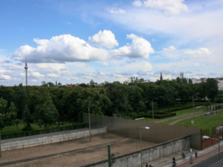 Gedenkstätte Berliner Mauer an der Bernauer Straße Gedenkstätte Berliner Mauer an der Bernauer Straße
